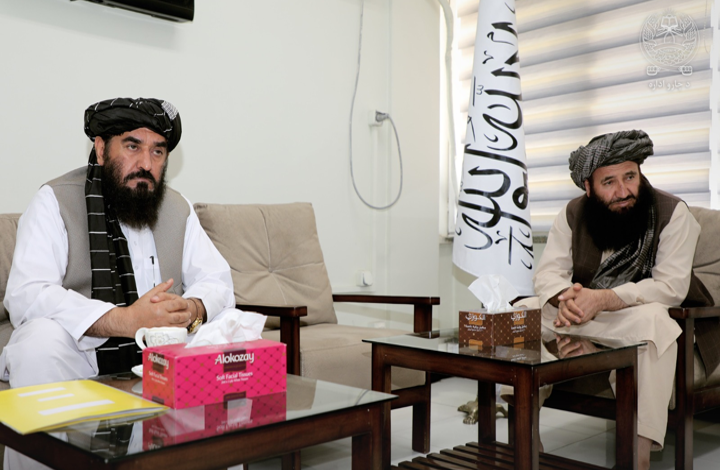 إقامة الاجتماع في إدارة الشؤون من أجل رعاية الأيتام