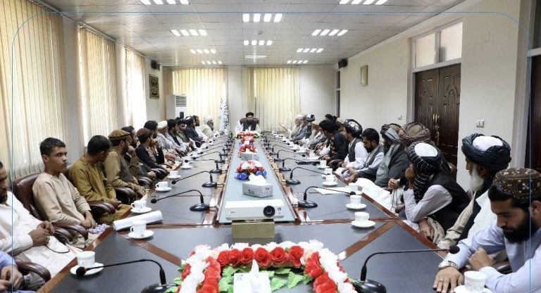 وزير الطاقة والمياه بالوكالة يستمع إلى مشاكل قيادة مجلس التكامل البلوشي الأفغاني