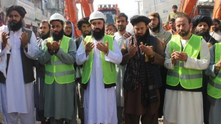 بدء أعمال ترميم طريق بتكلفة تزيد عن ١٤ مليون أفغاني في ولاية بغلان