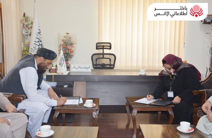 وزارة اللاجئين والعائدين توقع اتفاقية تعاون مع لجنة الإنقاذ الدولية