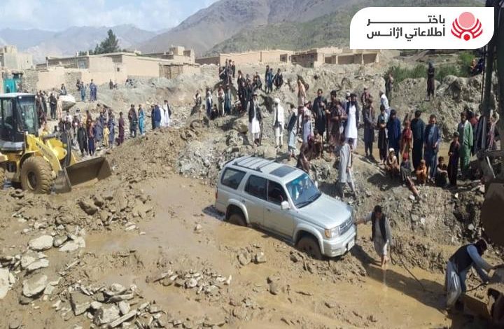 مقتل ٥٢ شخصا نتيجة فيضانات في ولاية ميدان وردك