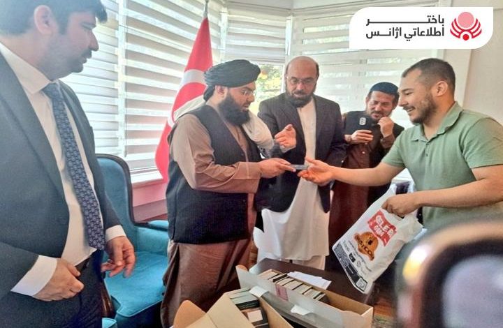 وزارة الخارجية تصدر جوازات السفر على المواليد الأفغان الجدد في تركيا