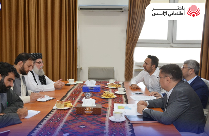 مناقشة مسؤولي أفغانستان وأوزبكستان بخصوص الاستثمار في مناجم أفغانستان