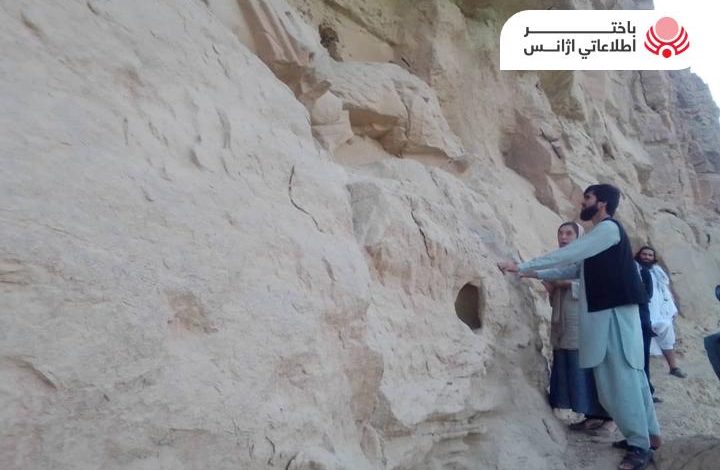 عالمة الآثار الإسبانية الشهيرة تزور المواقع الأثرية في ولاية بغلان