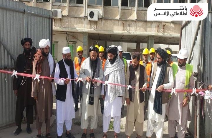 بدء العمل على تنشيط المكتب المشترك بين وزارة شؤون اللاجئين والعائدين والمنظمة الدولية للاجئين في مطار كابول الدولي