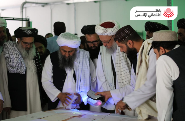 نائب رئيس الوزراء للشؤون الإدارية يقوم بزيارة الشركة الوطنية لطباعة الوثائق السرية