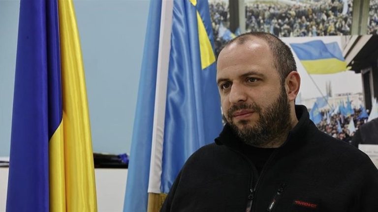 للمرة الأولى تعيين شخصا مسلما وزير الدفاع في أوكرانيا