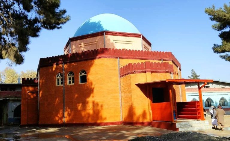 ترميم وإعادة إعمار مسجد تخارستان التاريخي في ولاية قندوز
